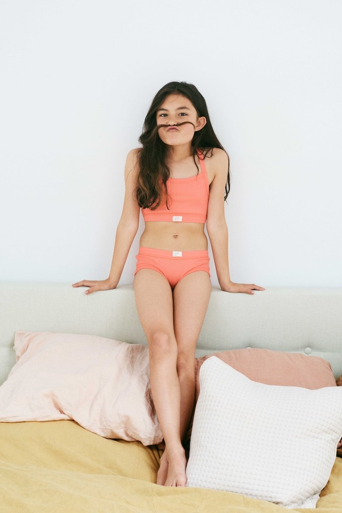 Sanetta Mädchentop Mädchenunterwäsche lachsfarben Mädchenunterhose Unterhose für Kinder Top für Mädchen Mode Martin Marktoberdorf | © Sanetta